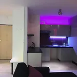 La Petite 아파트